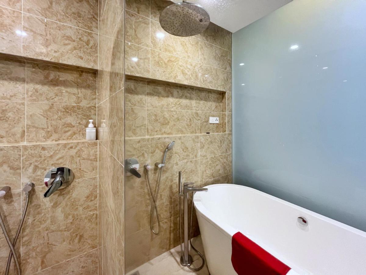 Nana'S At Dorsett Residence Bukit Bintang クアラルンプール エクステリア 写真